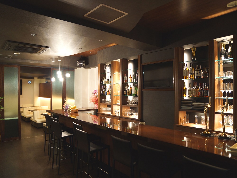 【ラウンジ】Bar Lounge apo（バーラウンジ　アポ）★高知県高知市追手筋1-4-8 中央ビル4F