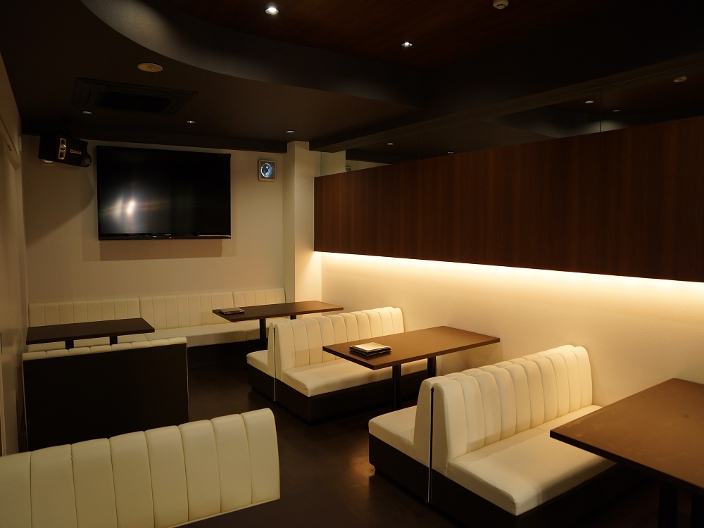 【ラウンジ】Bar Lounge apo（バーラウンジ　アポ）★高知県高知市追手筋1-4-8 中央ビル4F