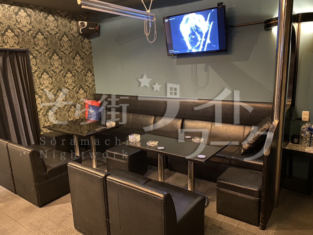 丸亀人気店のボーイ（ホール）さん募集！未経験の方大歓迎♪