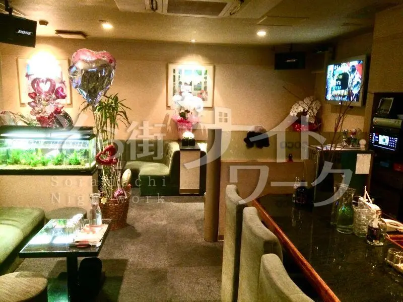 常連さん中心♪ママが神サポートのゆるスナック★パンツ◎日払い◎