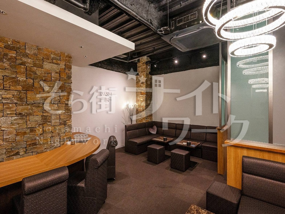 キャバクラが苦手な方にピッタリ！会員制＆法人経営で安心お仕事