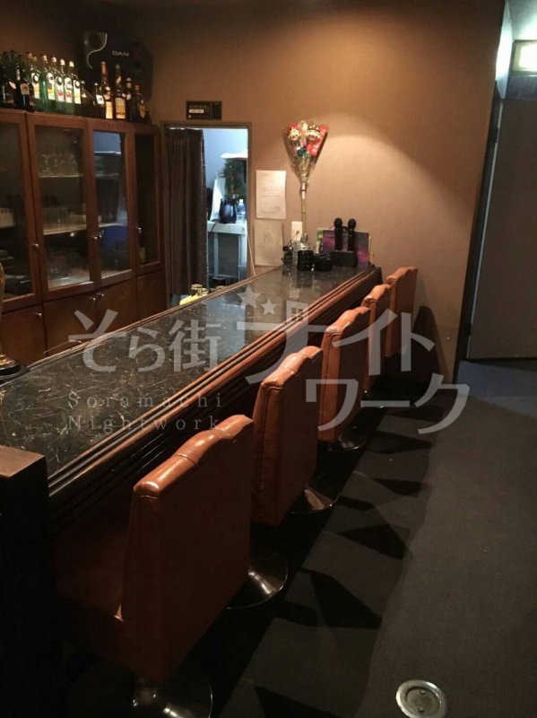 静かで落ち着いた雰囲気のお店☆初めてでも働きやすいです♪