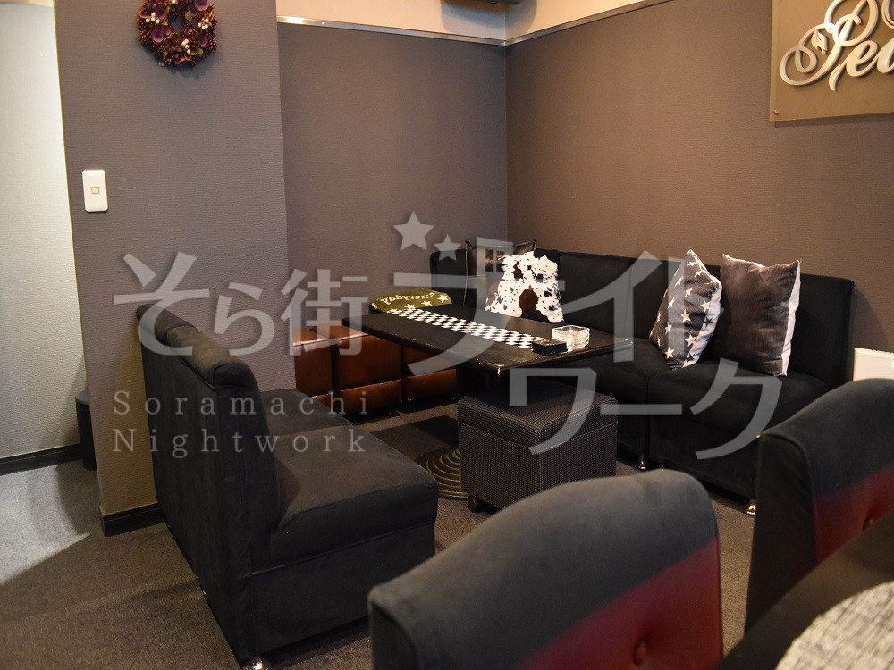 自由な私服でOK♪安心の会員制で客層も◎未経験の方大歓迎！