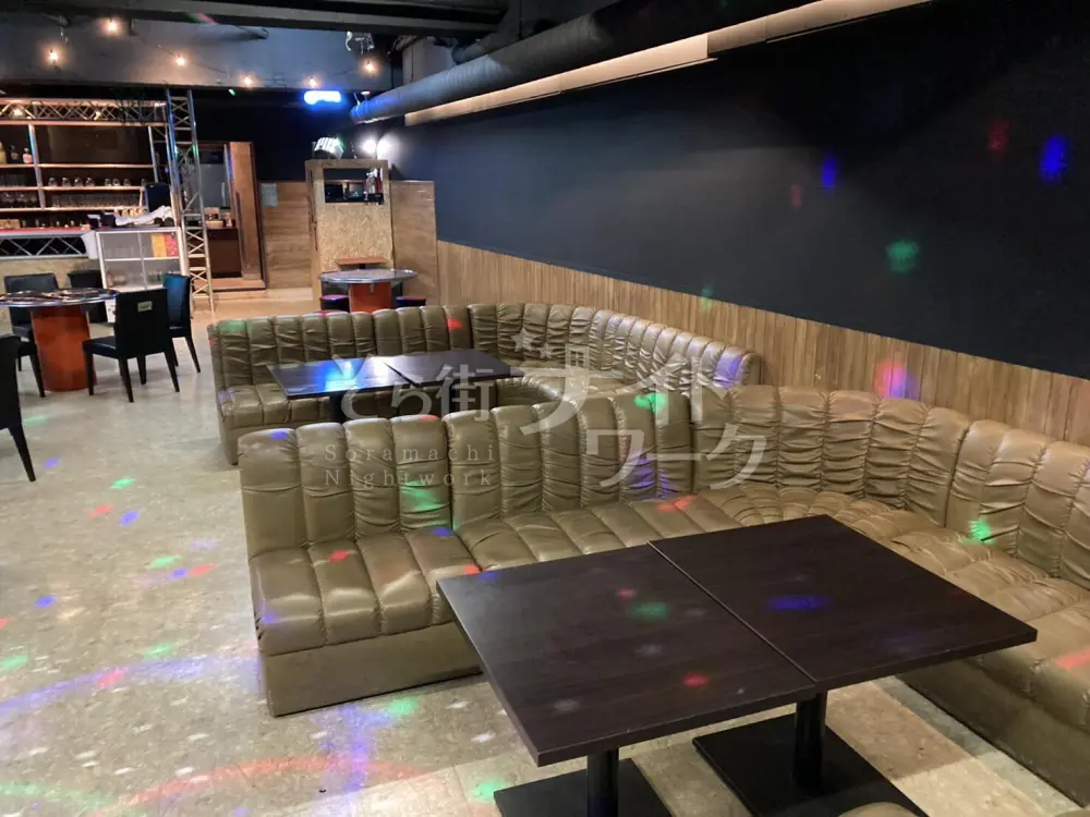 新規オープン!カラオケBar誕生♪オープニングスタッフ大募集