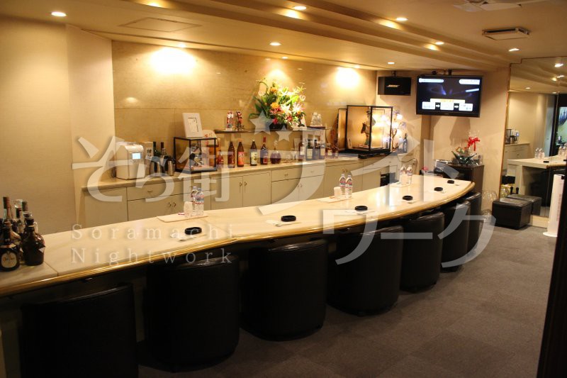 アットホームな雰囲気と優しいママが迎えてくれるお店！！