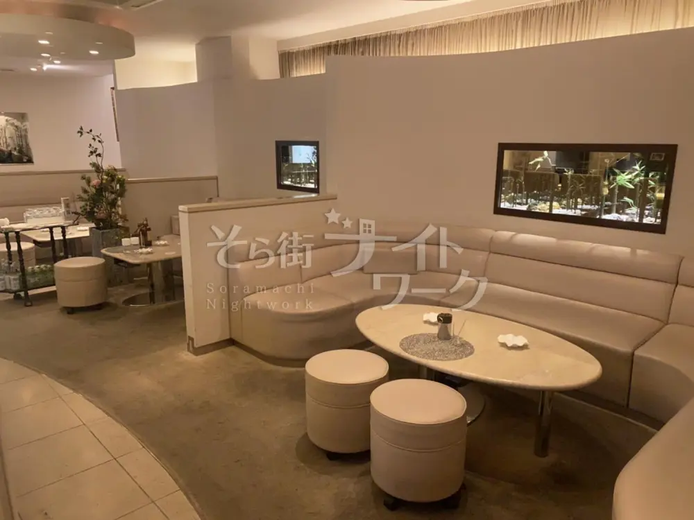 《初ナイト応援♪》普通の女の子が安心して働けるお店★日払い◎
